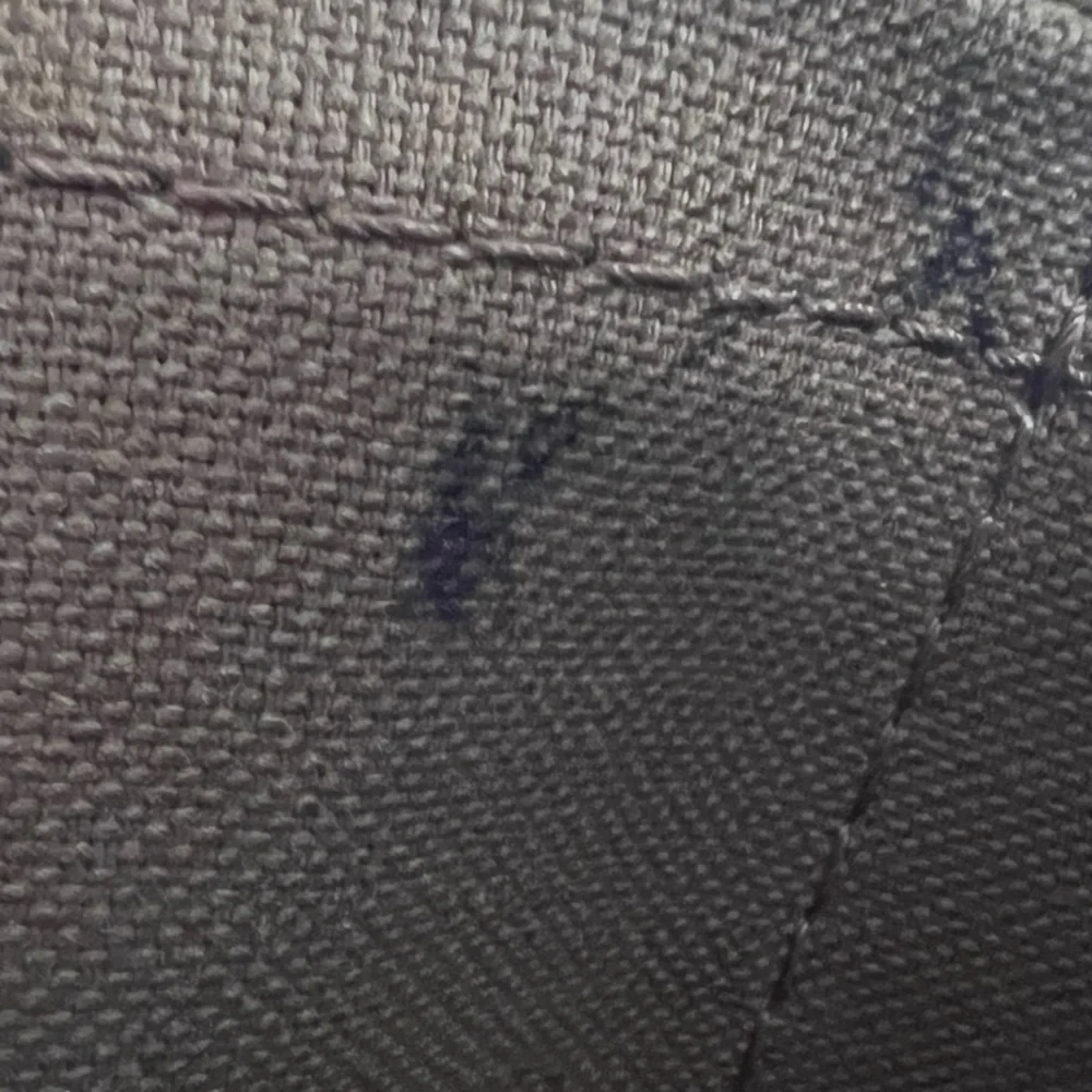 Louis Vuitton Totally MM Tote Bag - Picture 16 of 16